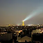 Terrasse Avec Vue Magique Sur Tout Paris